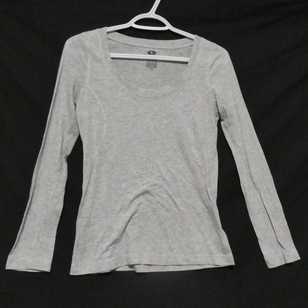 ATHLETIC WORKS, xs, grey long sleeve pullover shirt